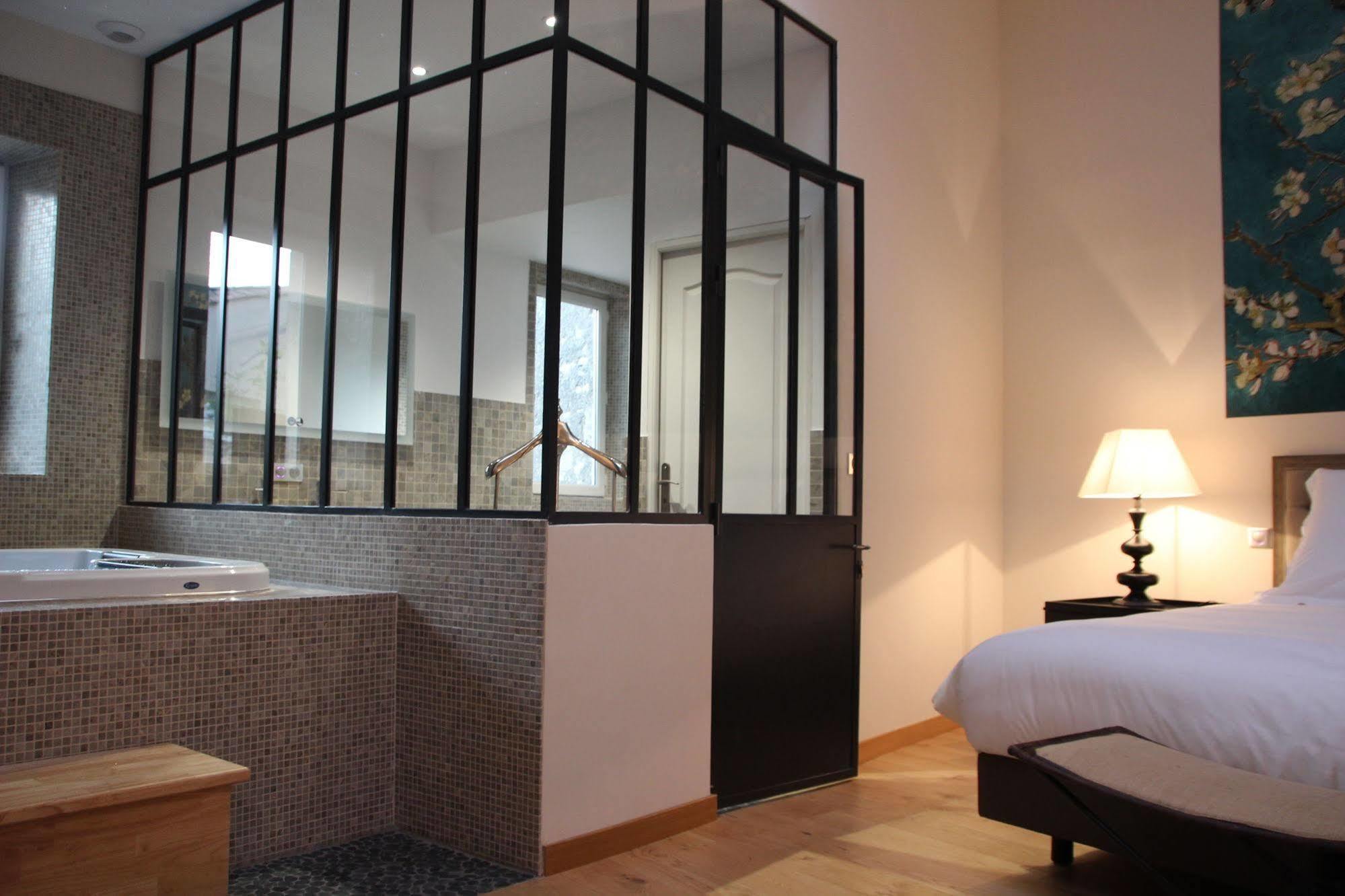 Maison D'Hotes Les Varietes Saint-Remy-de-Provence Ngoại thất bức ảnh