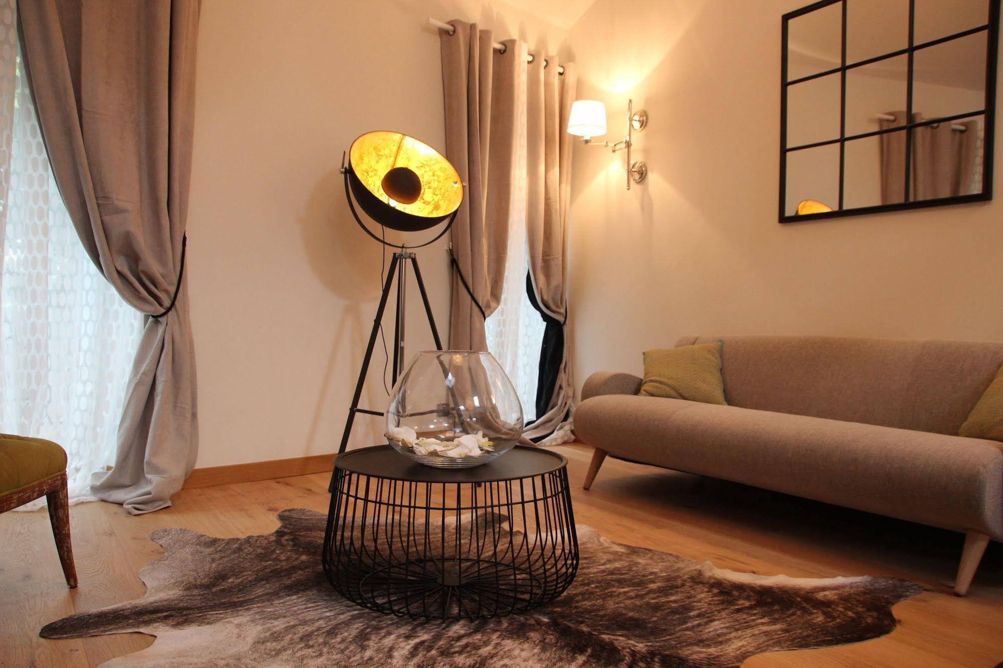 Maison D'Hotes Les Varietes Saint-Remy-de-Provence Ngoại thất bức ảnh
